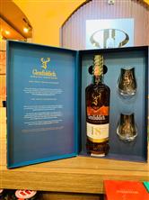 Glenfiddich 18 Single Malt Scotch Whisky (Hộp quà)